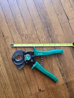Greenlee cable cutter
