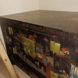 Asian Style Chest