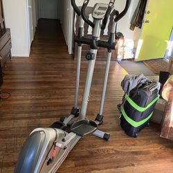 Elliptical Good Condition $20 Works well