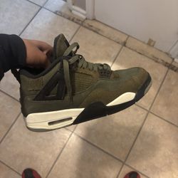 Jordan 4 Retro SE