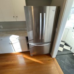 Whirlpool Refrigerator 