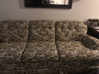 Couch/love seat