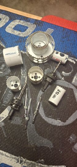 Hole saws