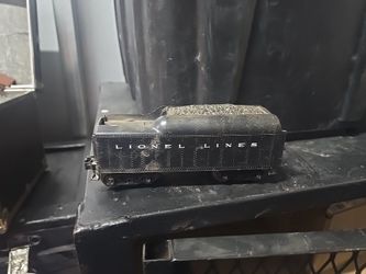 Vintage Lionel trains