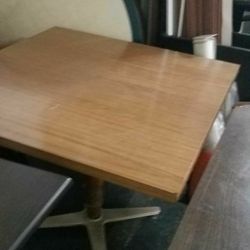 Vintage 36 X 36 Wood Grain Laminate Fold Down Table With Pedestal Base 