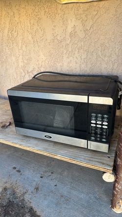 Oster Countertop Microwave