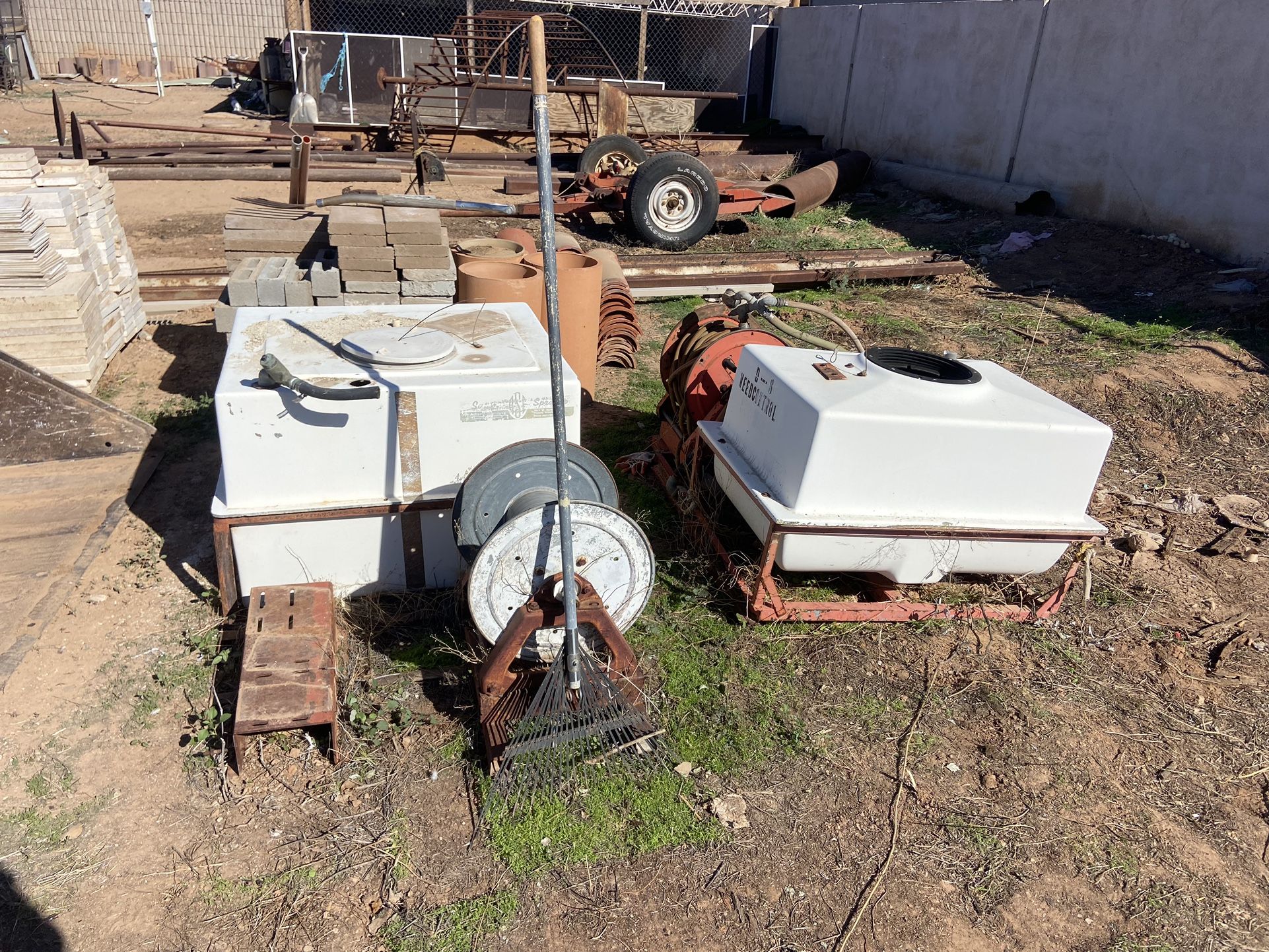 Pest N Weed Control Tanks