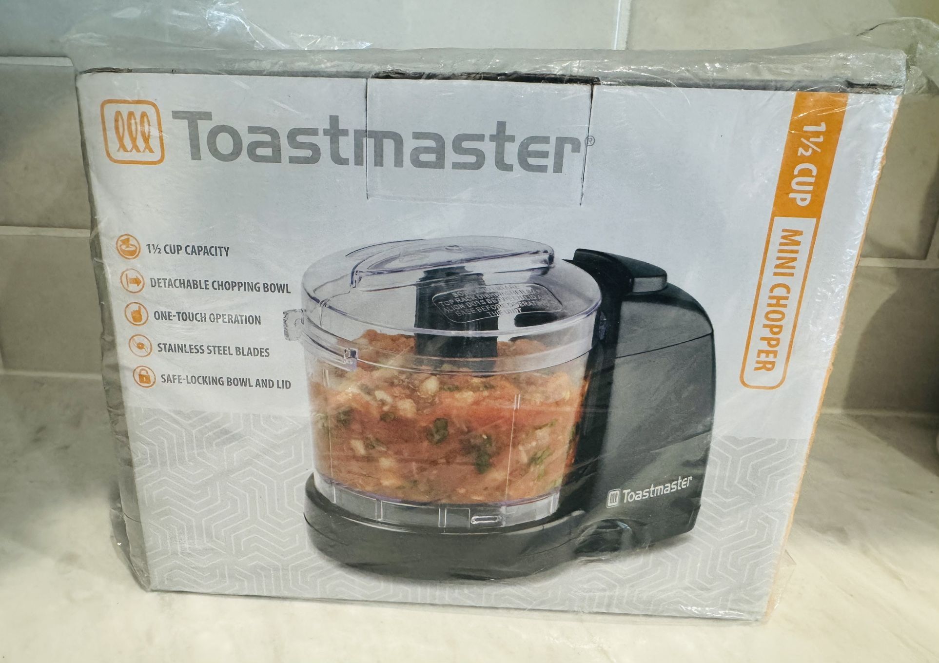 New 1 1/2 Cup Mini Chopper 