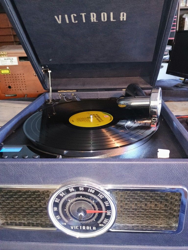 Victrola VTA-800B Nostalgic Bluetooth Record Player