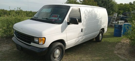 1996 Ford E-150