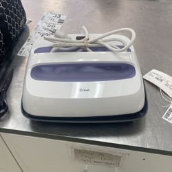 Cricut 