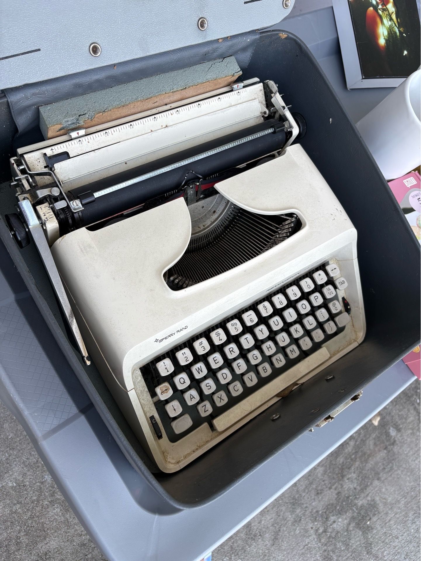 Antique Typewriter! ❤️📑