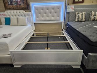 BRAND NEW WHITE LED KING BEDFRAME
