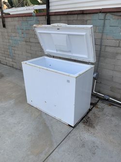 Outdoor fridge