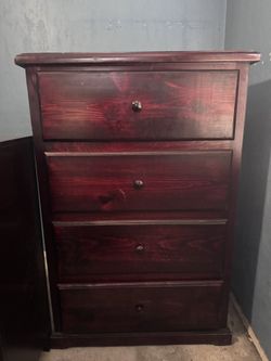 Standing Dresser