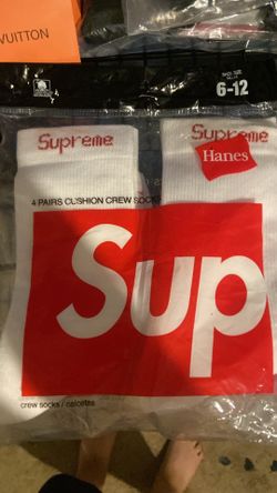 Supreme socks