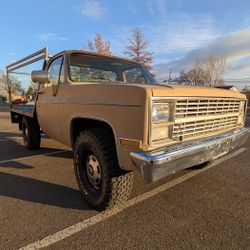 1983 Chevy K20 4x4  flatbed $5000 Reduced Price