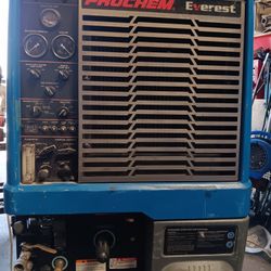 Pro cam Everest. Carpet cleaning machine