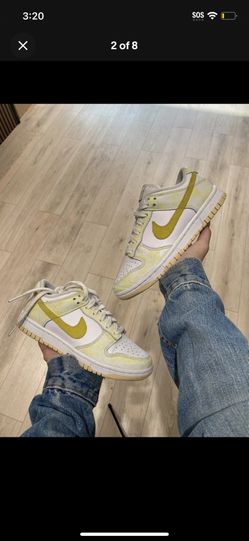 PREOWNED Nike Dunk Low Yellow Strike Size 6W