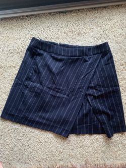 Banana Republic Size 4 stripes Skirt