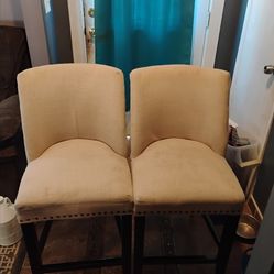 2 Chairs