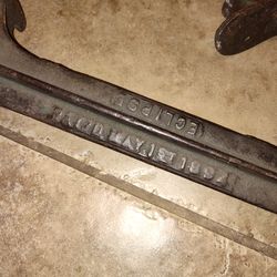 Antique cast iron cobbler set