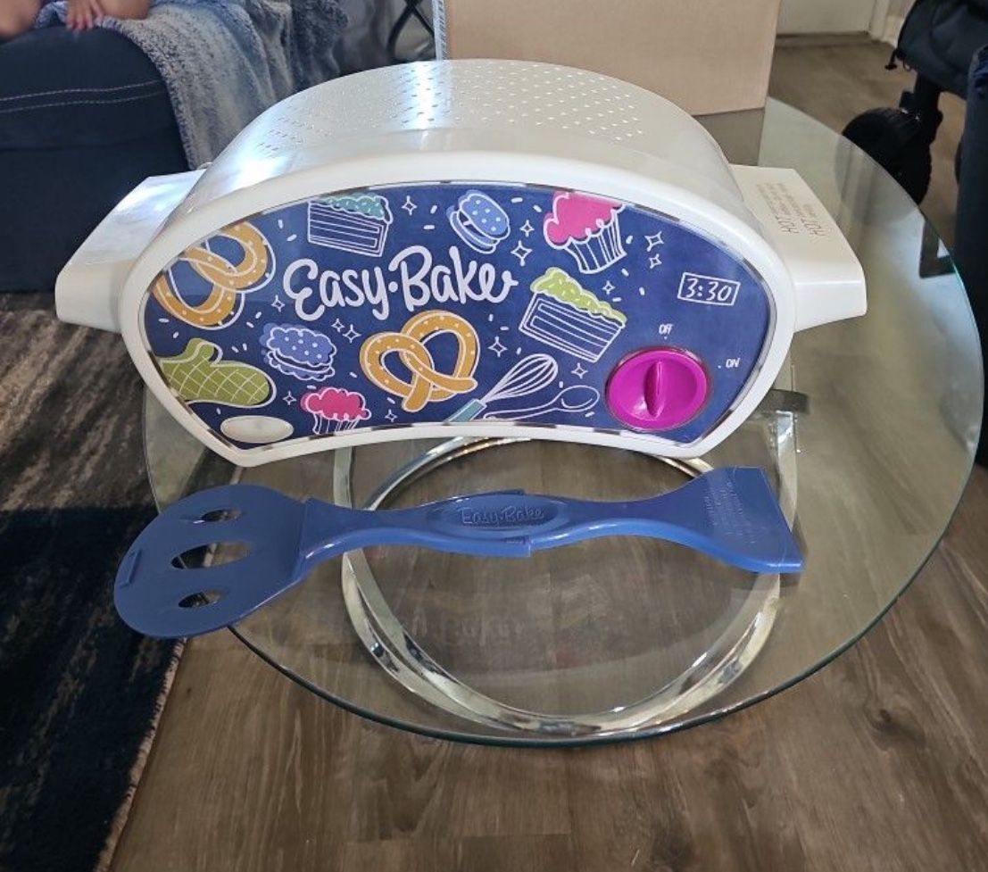 Easy Bake Oven