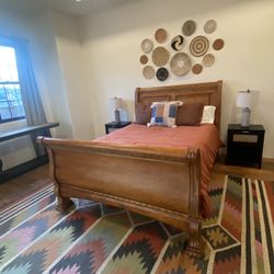 Queen Bed, Nightstands, And Dresser