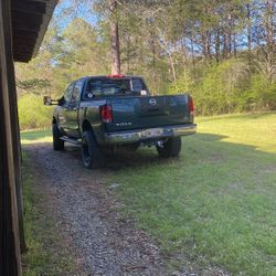 2005 Nissan Titan