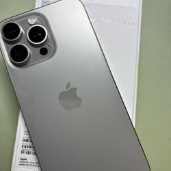 iPhone 15 Pro Max Unlocked 512GB