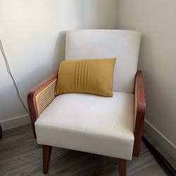 Chair With Weaved Sides
