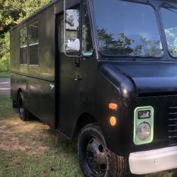1987 Chevrolet P30