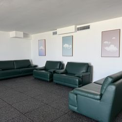 Beautiful green 2 Leather Sofa & 2 Armchair Set. Office, fitness center/ living room furniture.