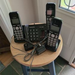 Panasonic Phone With 3 Handsets