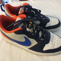 Nike 6.5 youth size $25