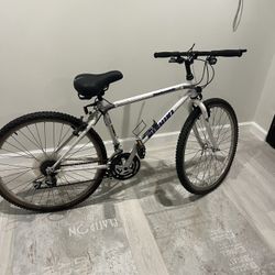 Nishki 26.5 Mountain Bike