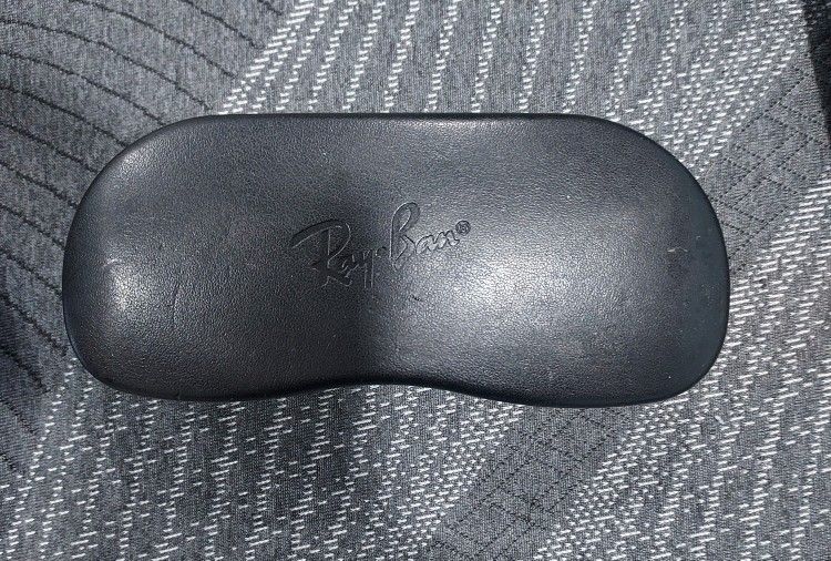 Ray Ban Hard Case