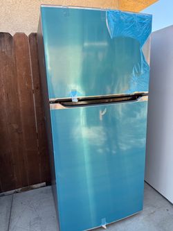 New Frigidaire stainless steel refrigerator