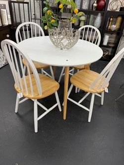 White Round Dining Table