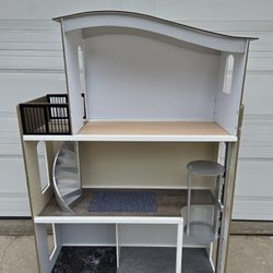  Barbie Scale Dollhouse Kidkraft?  With Many Dolls & Accessories