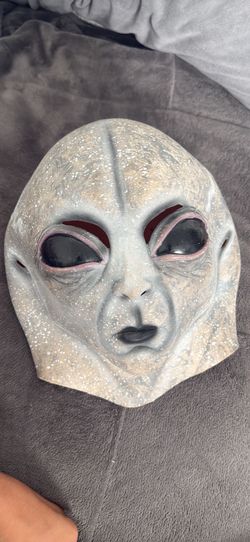 Alien mask