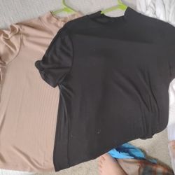 Short Sleeve Turtleneck