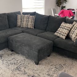 Large Couch- Dark Grey With Pillows 
