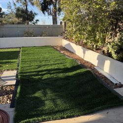 Artificial Turf (2 pieces)