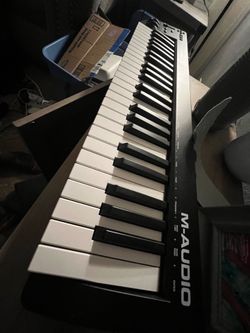 M-Audio Keystation 49es USB MIDI Keyboard Controller