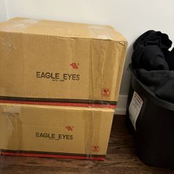 Mercury Mountaineer Head Light Set Super Clean Never Used 