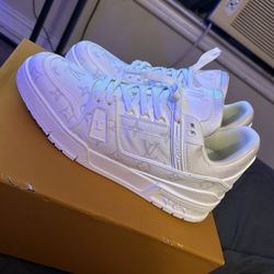 LV Trainer Sneaker