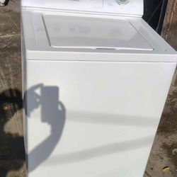 Excellent Condition! Whirlpool Heavy Duty Super Capacity Washing Machine!
