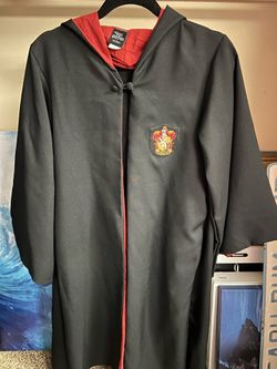 Authentic Harry Potter Gryffindor Robe/Universal Studios/Adult XXS/Worn Once