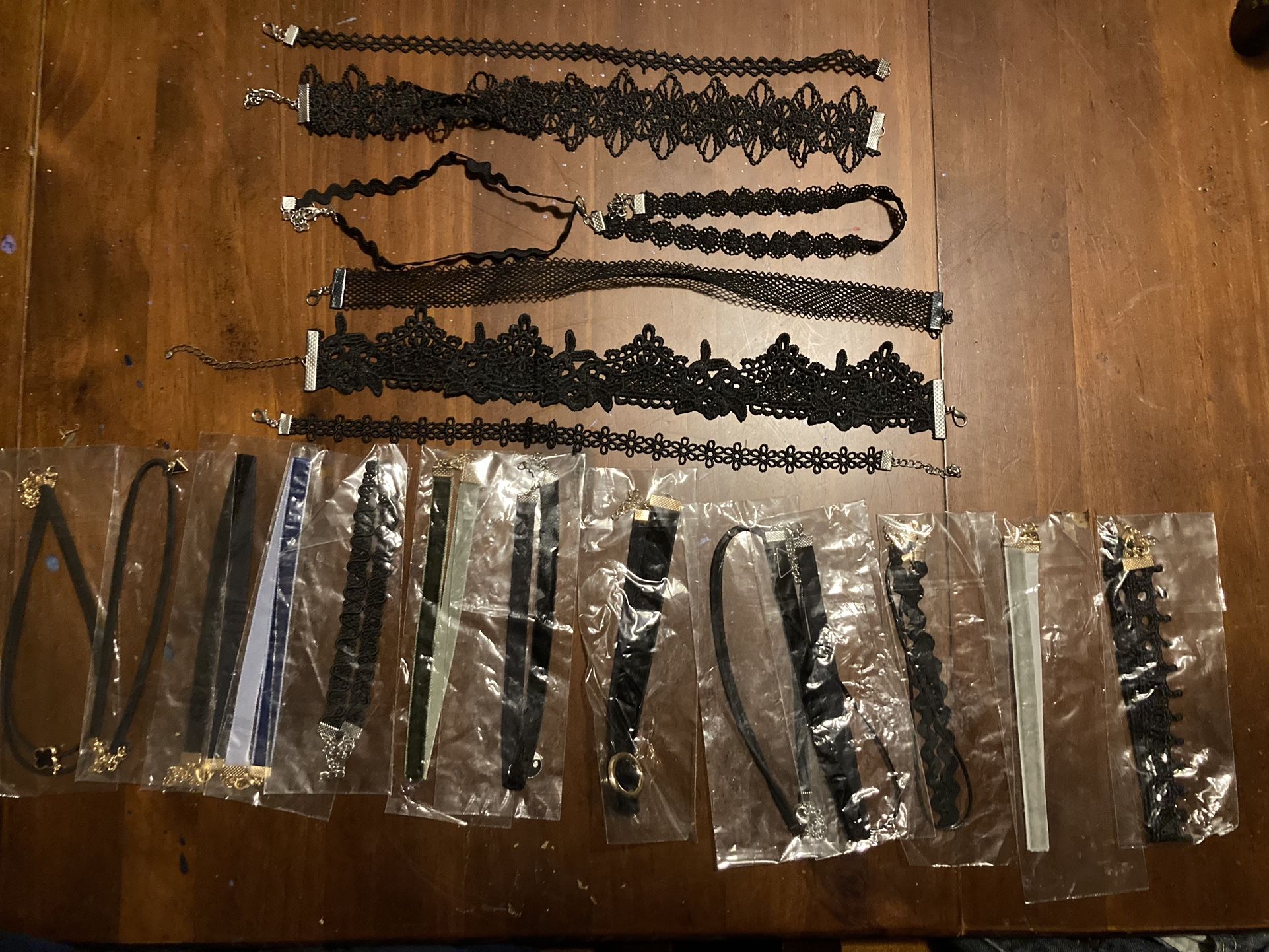 20 Piece Choker Set